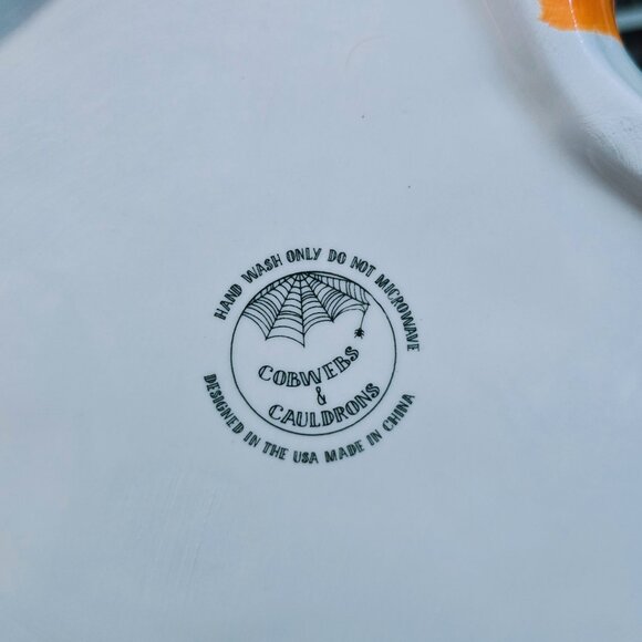 Cobwebs and Cauldrons Ghost Cookie Jar - Picture 5 of 5